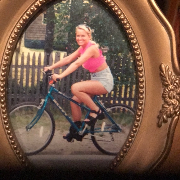 HAPPY POSHING TO EVERYONE!!! - Picture 16 of 17